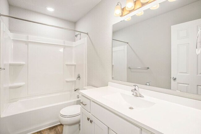 Building Photo - Move-In Special: Get ONE MONTH FREE on your first full month of rent when you sign a lease by May...
