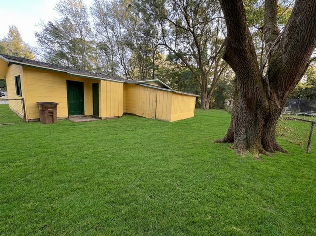 Building Photo - 6457 Stuardi Ct