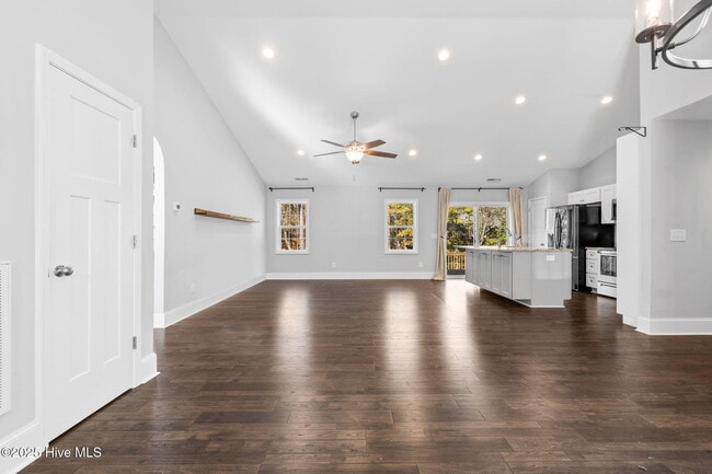 Building Photo - 312 Juniper Creek Blvd