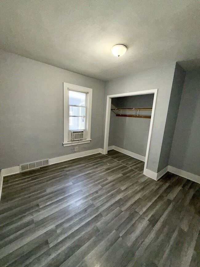 Building Photo - 1409-1409 1/2 18th Ave