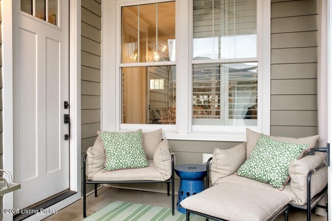 Building Photo - 6108 Mistflower Cir