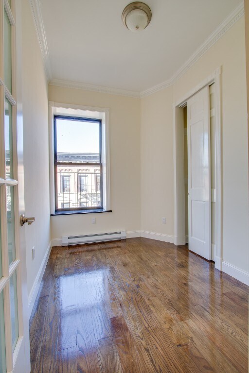 Building Photo - 15 W 103rd St