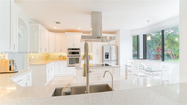 Building Photo - 6950 SW 97th Ave