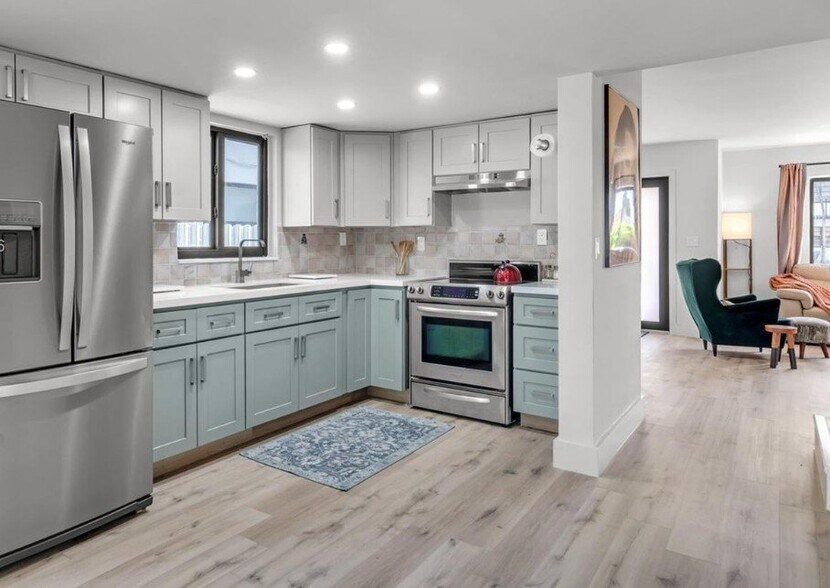 Building Photo - 8774 SW 36th St