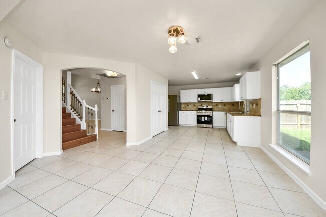 Building Photo - 6950 Sterling Meadow Dr