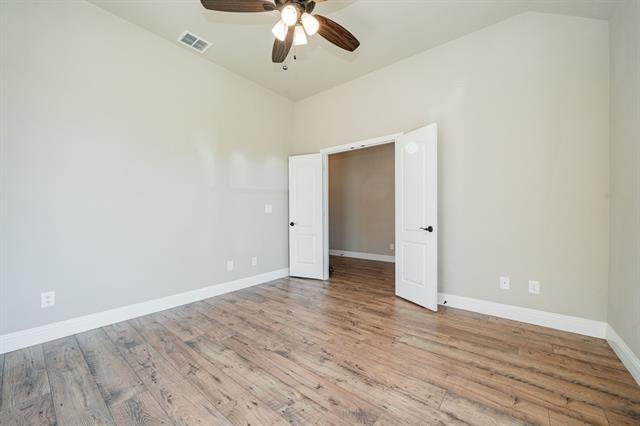 Building Photo - 920 Baldcypress Dr