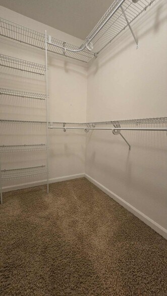 Building Photo - 16575 SE Windswept Waters Dr