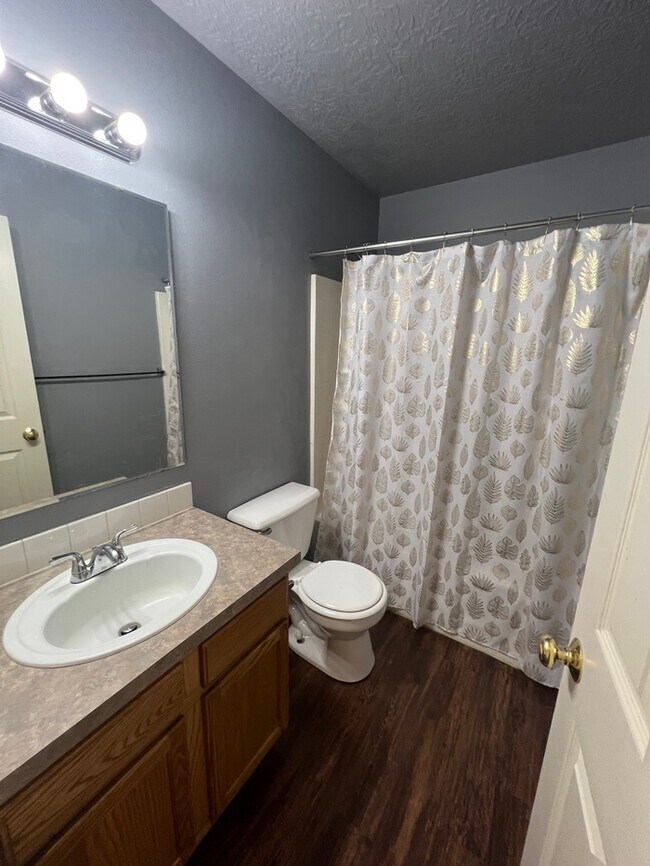 Building Photo - 3 Bed 2 Bath House in Nampa!