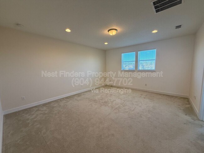 Building Photo - 214 Starlis Pl