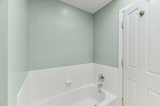 Master Bathroom - 1210 W St NW