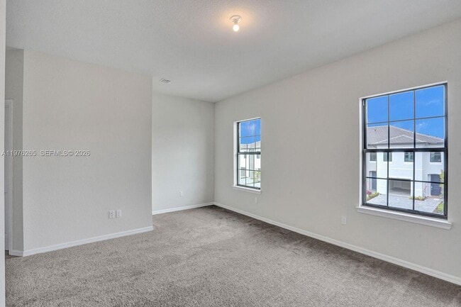 Building Photo - 2202 Appleton Cir S