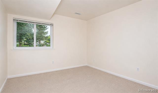 Building Photo - 2730 Lafayette Dr