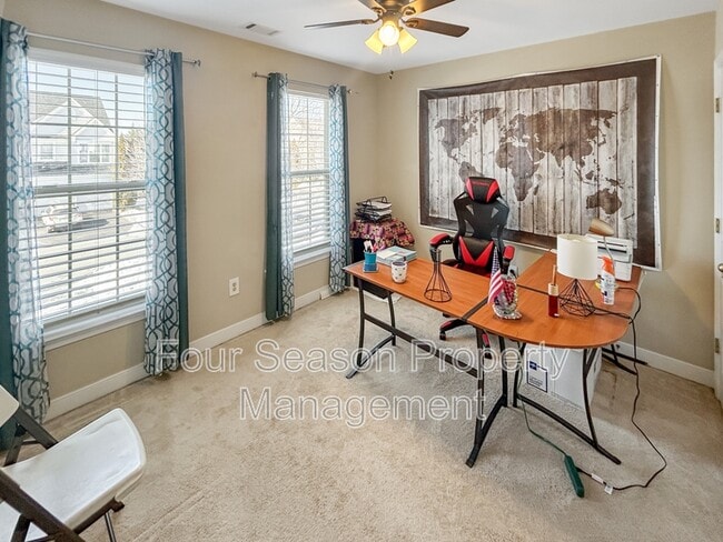 Building Photo - 14020 Seneca Ridge Dr