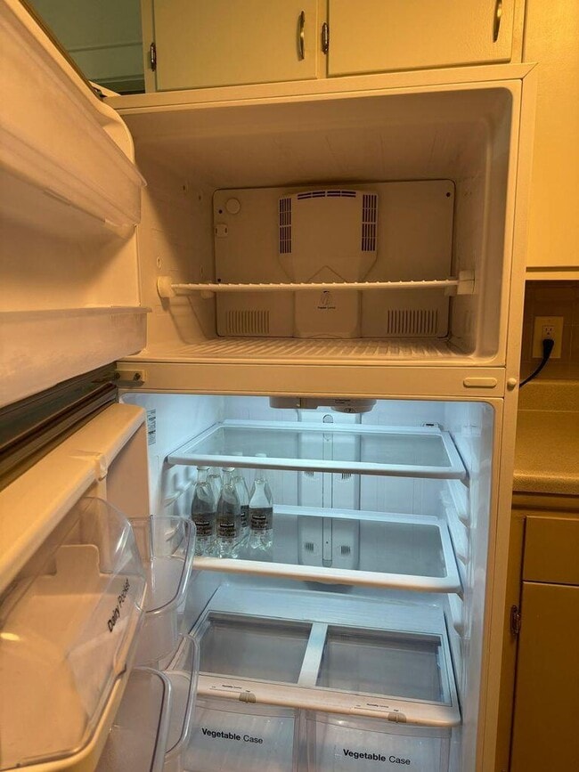 Building Photo - 233 24th St