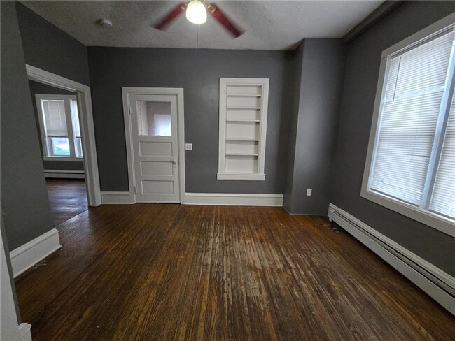 Building Photo - 506 W Brooks St