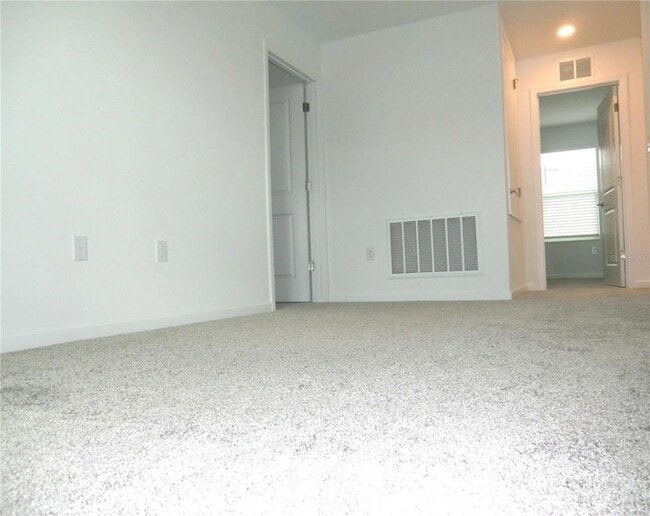 Building Photo - 2731 Runners Cir