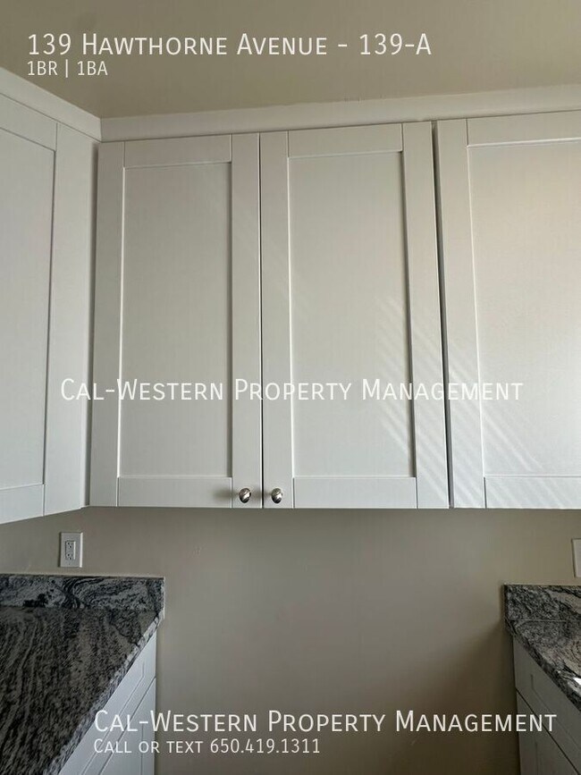 Building Photo - 139 Hawthorne Ave