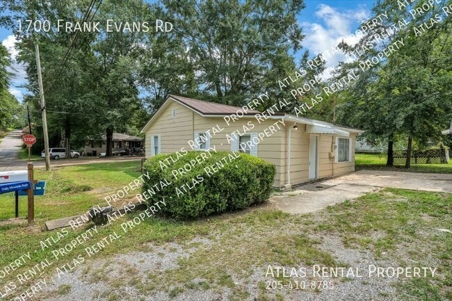 Building Photo - 1700 Frank Evans Rd