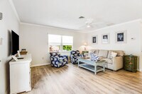 Building Photo - 7107 Gulf Dr