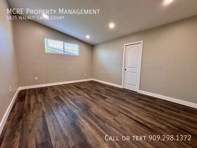 Building Photo - 1825 Walnut Creek Ct