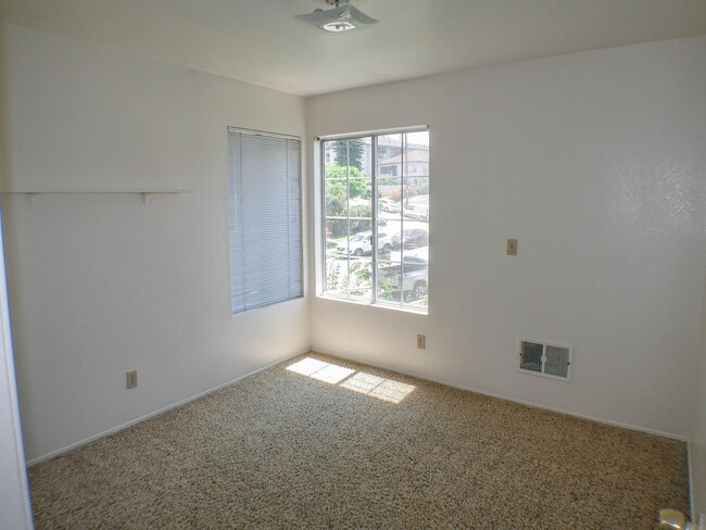 Building Photo - OPEN HOUSE, SAT., MAY 3rd from 12 - 12:30 ...