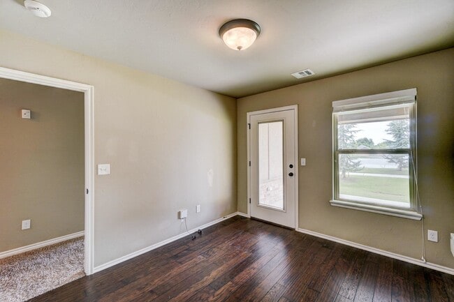 Building Photo - 5700 Goldfinger Rd