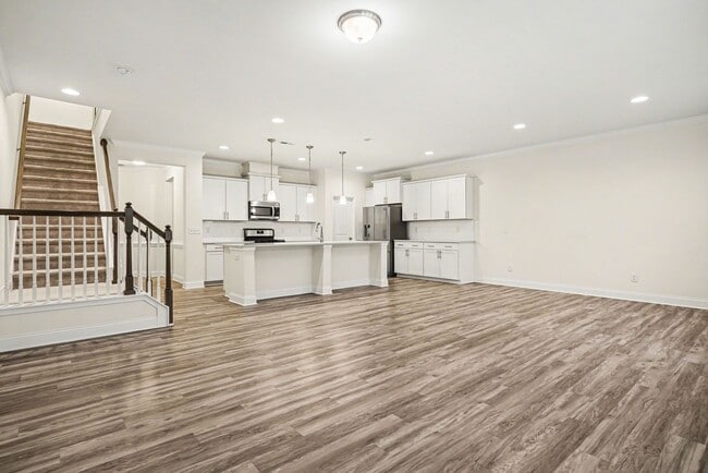 Building Photo - 3BR Like-New Townhome –  Morrisville RTP RDU