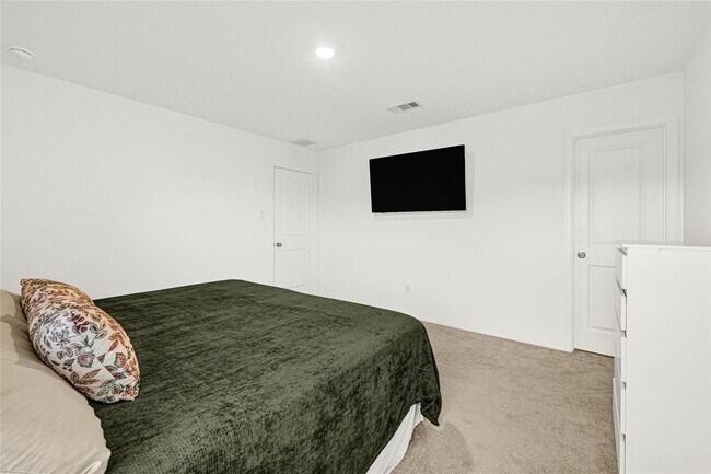 Building Photo - 13765 Kit Run