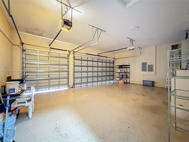 Building Photo - 15957 SW 14th St