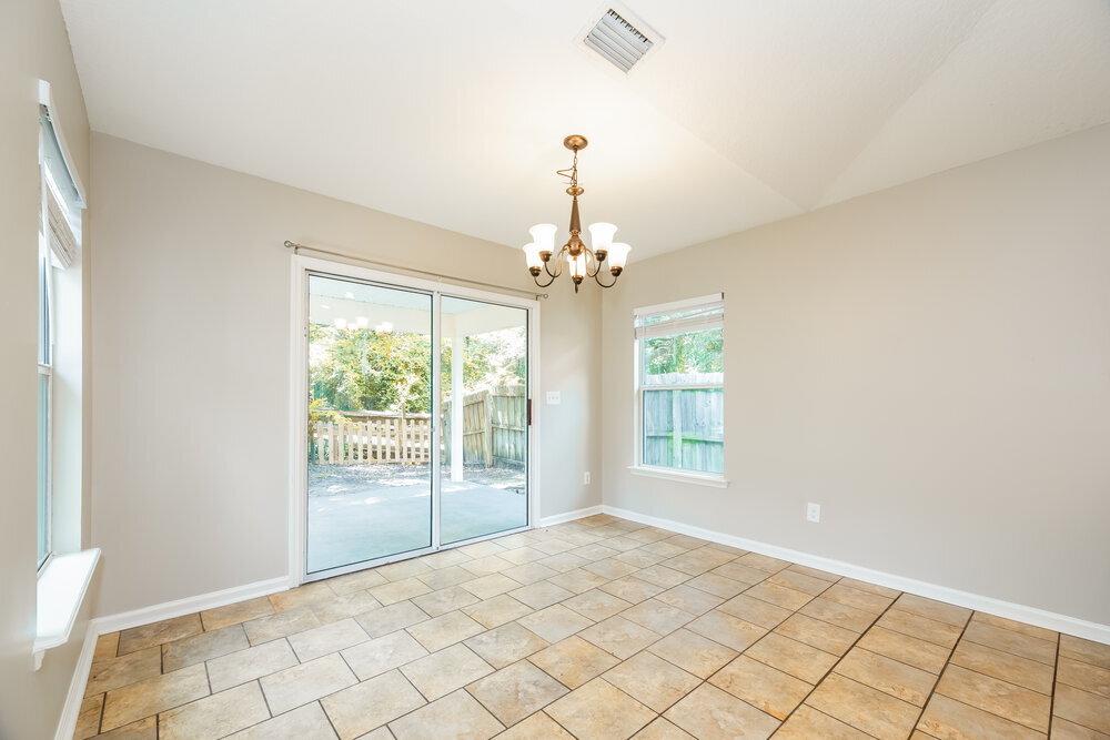 Building Photo - 12616 Pine Marsh Way