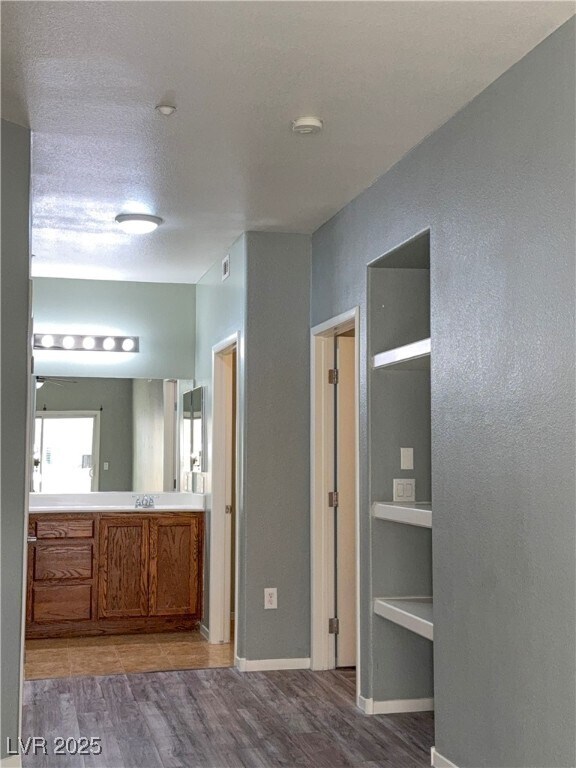 Building Photo - 50 Aura de Blanco St