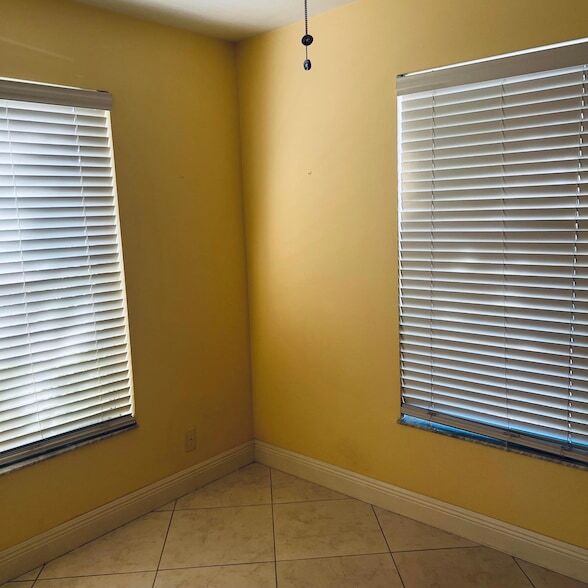 Building Photo - 1900 S Kanner Hwy