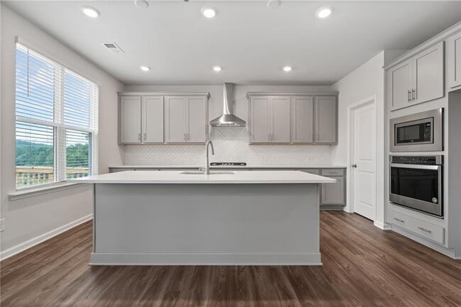 Building Photo - 4945 Shipley Ave