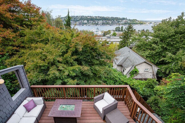 Building Photo - North Capitol Hill One-of-a- Kind Duplex!