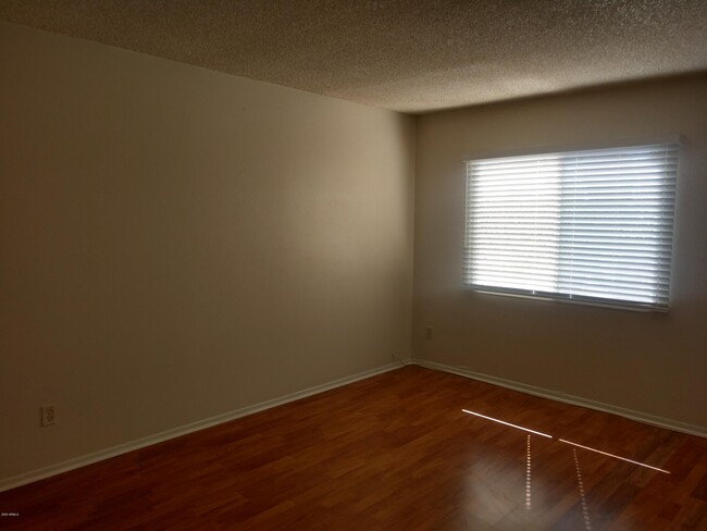 Building Photo - 4028 S 45th St