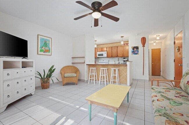 Building Photo - Furnished 1 Bedroom 1 Bath Condo w/Pool
