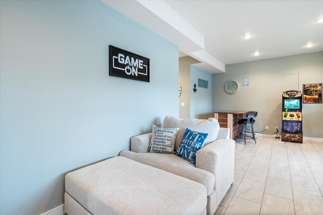 Building Photo - 24 Mimosa Rd