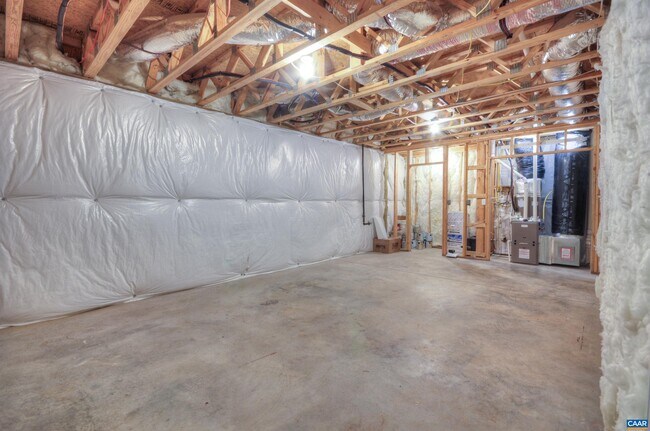 Building Photo - 164 Brookwood Dr