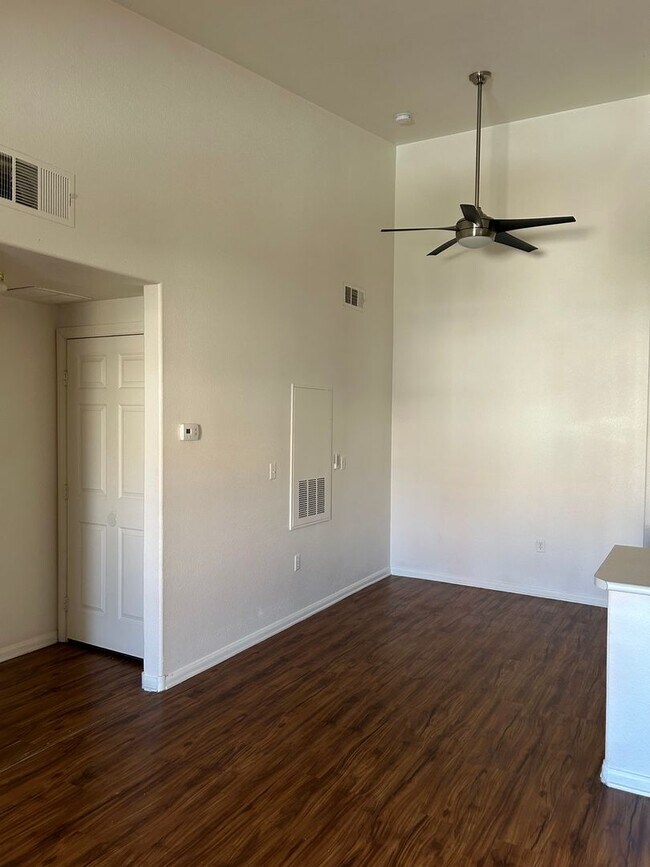 Building Photo - 1-Bedroom Condo in Gated Green Valley Community – Henderson