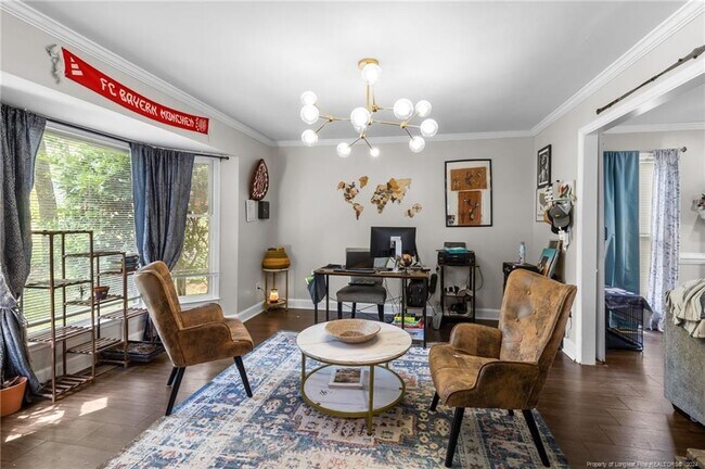 Building Photo - 3532 Kelburn Dr