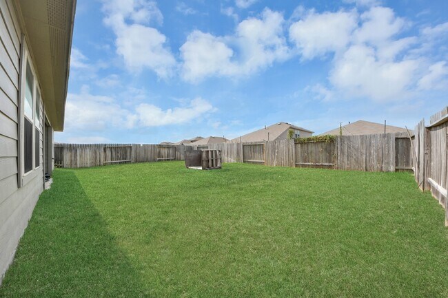 Building Photo - 23431 Harrow Fld Ln