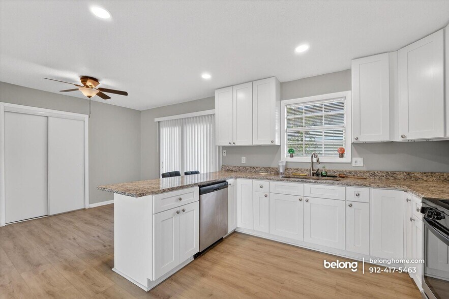 Building Photo - 2505 Hopkins St