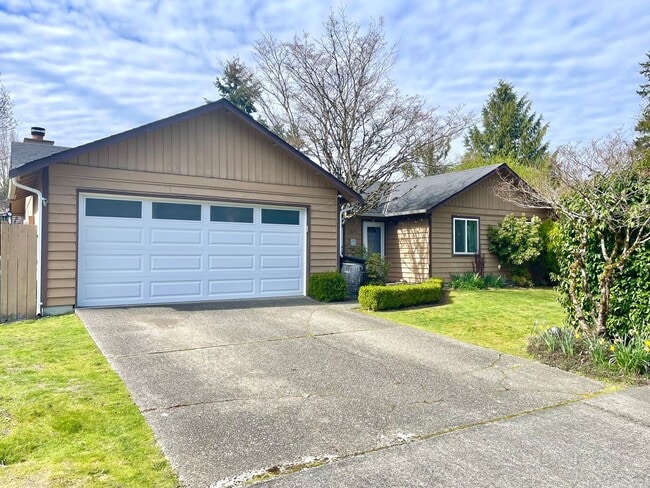 Primary Photo - Great Home for rent