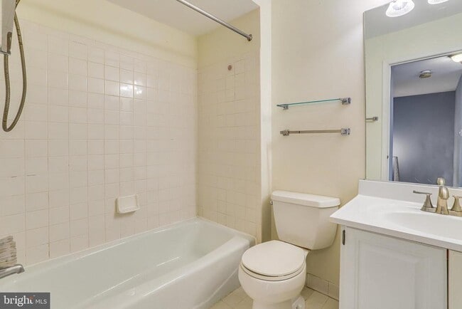 Building Photo - 8003 Bethelen Woods Ln