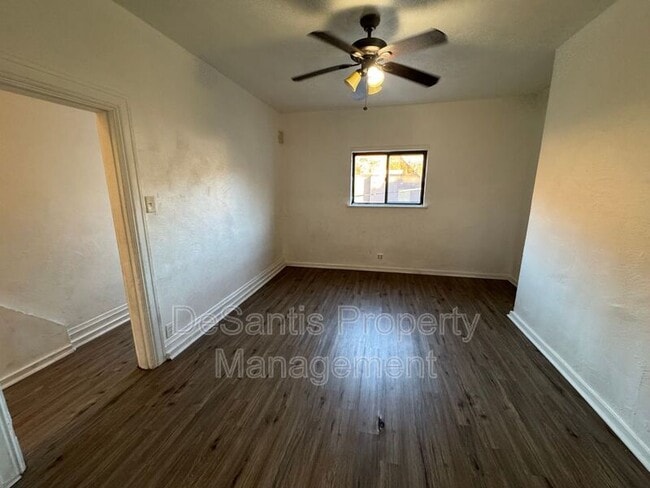 Building Photo - 2903 Stayton St