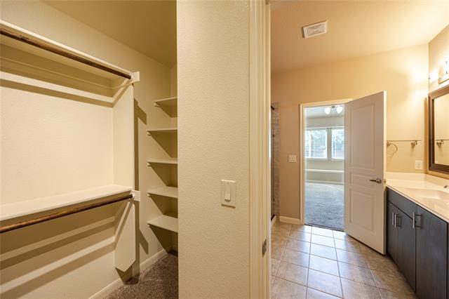 Building Photo - 1141 Kingston Ct