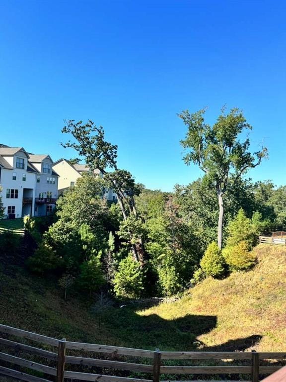 Building Photo - 2215 Manor Pointe Dr