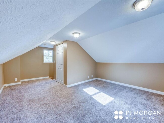 Building Photo - 4988 S 41st Ave