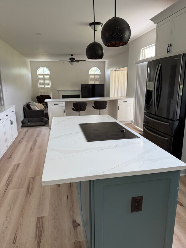 Building Photo - 40883 Meadow Vista Pl