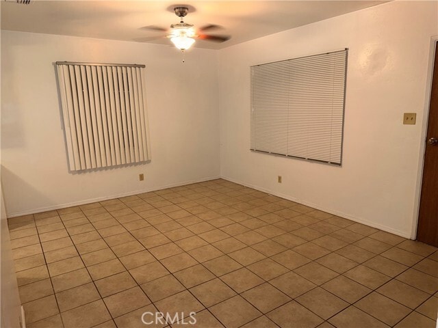 Building Photo - 843 W Walnut Ave